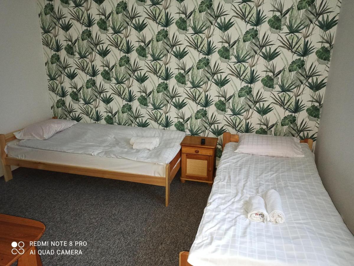 Hostel Los Amigos Rzeszow Dış mekan fotoğraf